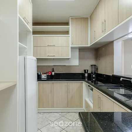 Ejo - Apartamentos Modernos No Centro De Floripa Florianopolis Exterior photo